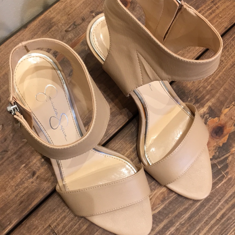 Jessica Simpson High heel
